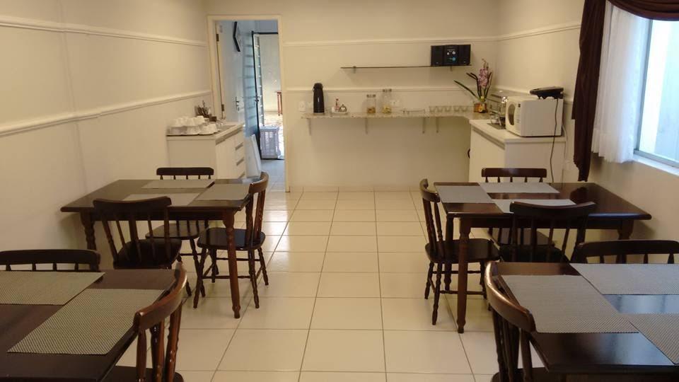 Pousada Villa Branca - Petar Apiai Luaran gambar